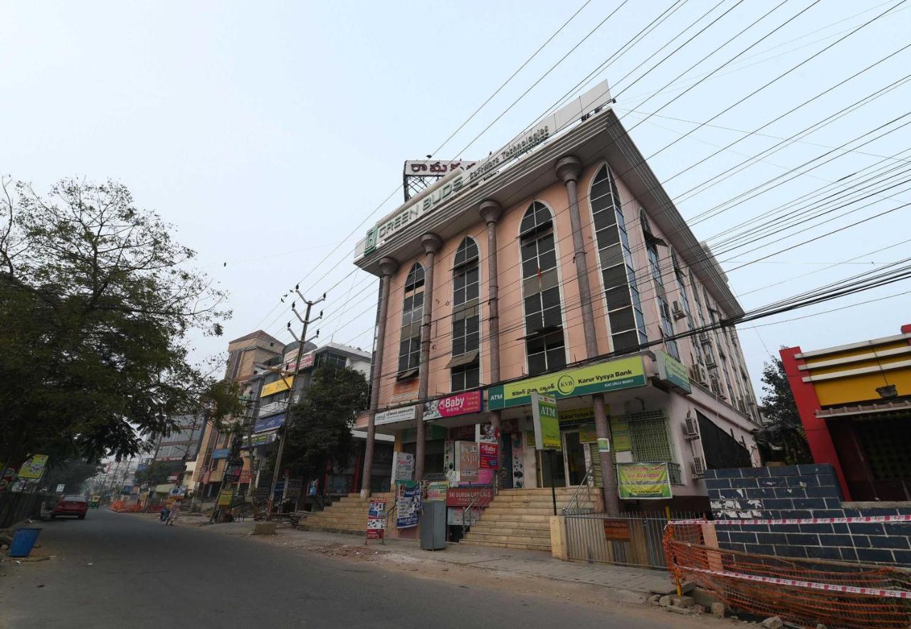 מלון Vijayawāda Oyo Flagship 27889 Akshaya Pride מראה חיצוני תמונה